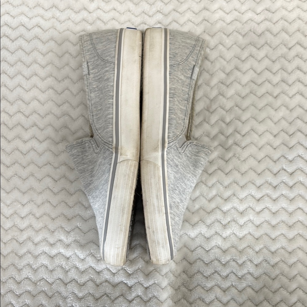 Keds Gray Slip-On Sneakers Size 9 - Picture 4 of 6